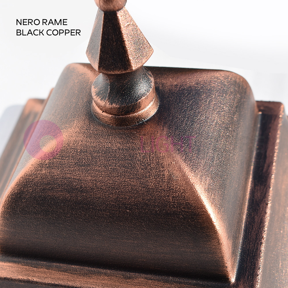 ATHENA GRANDE Lampione per giardino a 3 luci h. 296 Lanterna Quadrata COLORE STRUTTURA: NERO-RAME, COLORE DIFFUSORE: SABBIATO