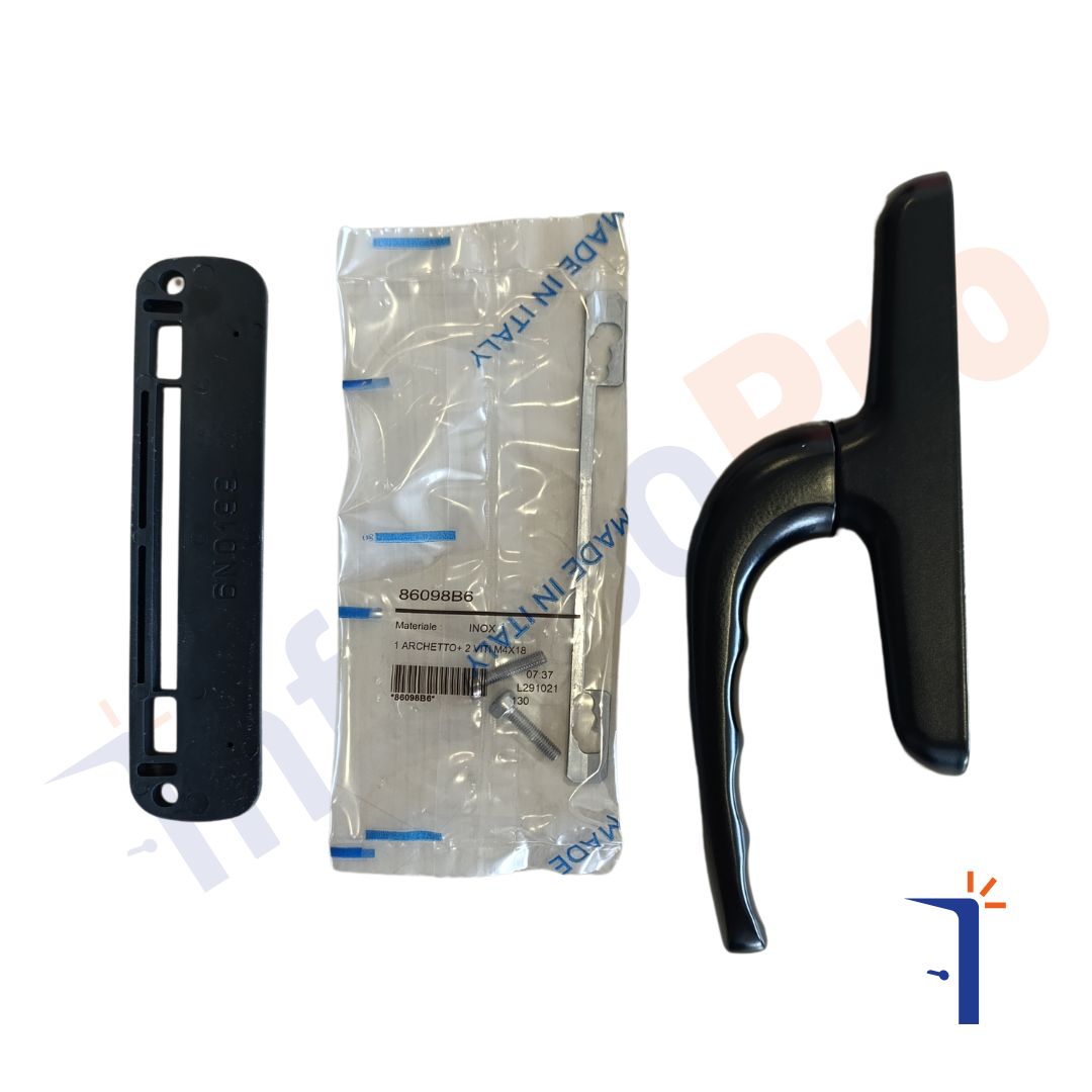 Maniglia cremonese Master Italy modello comfort A6004 per infissi a battente. Va - Foto 11 di 12