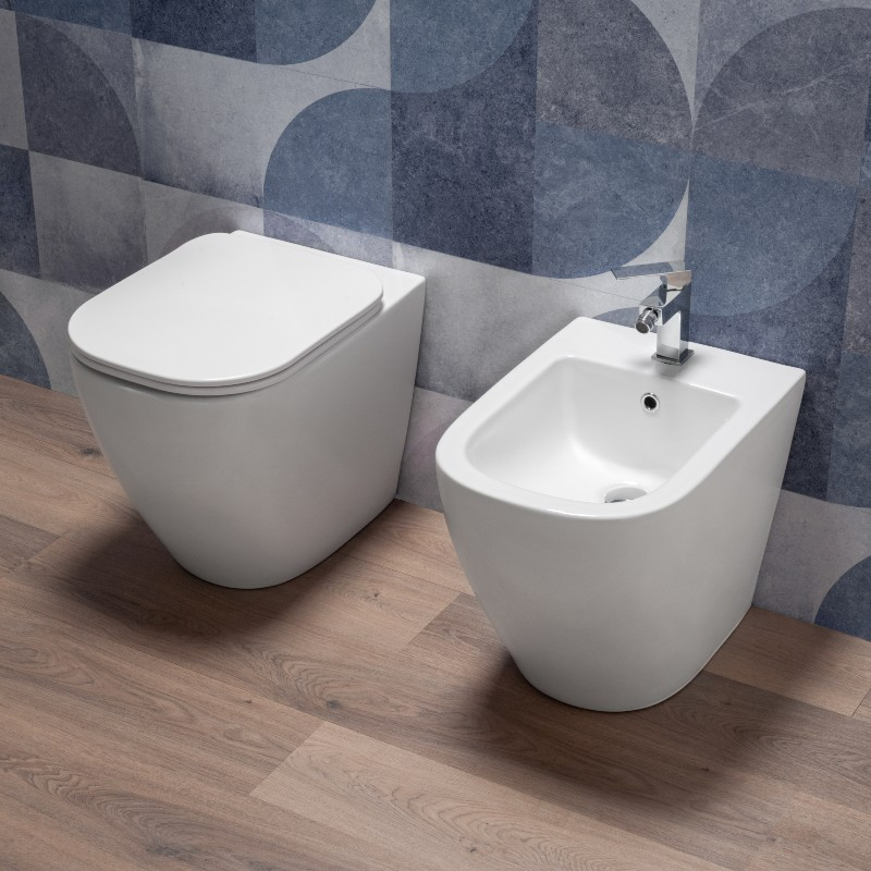 Sanitari Filo Muro Wc Rimless con Sedile Soft Close e Bidet| Ker