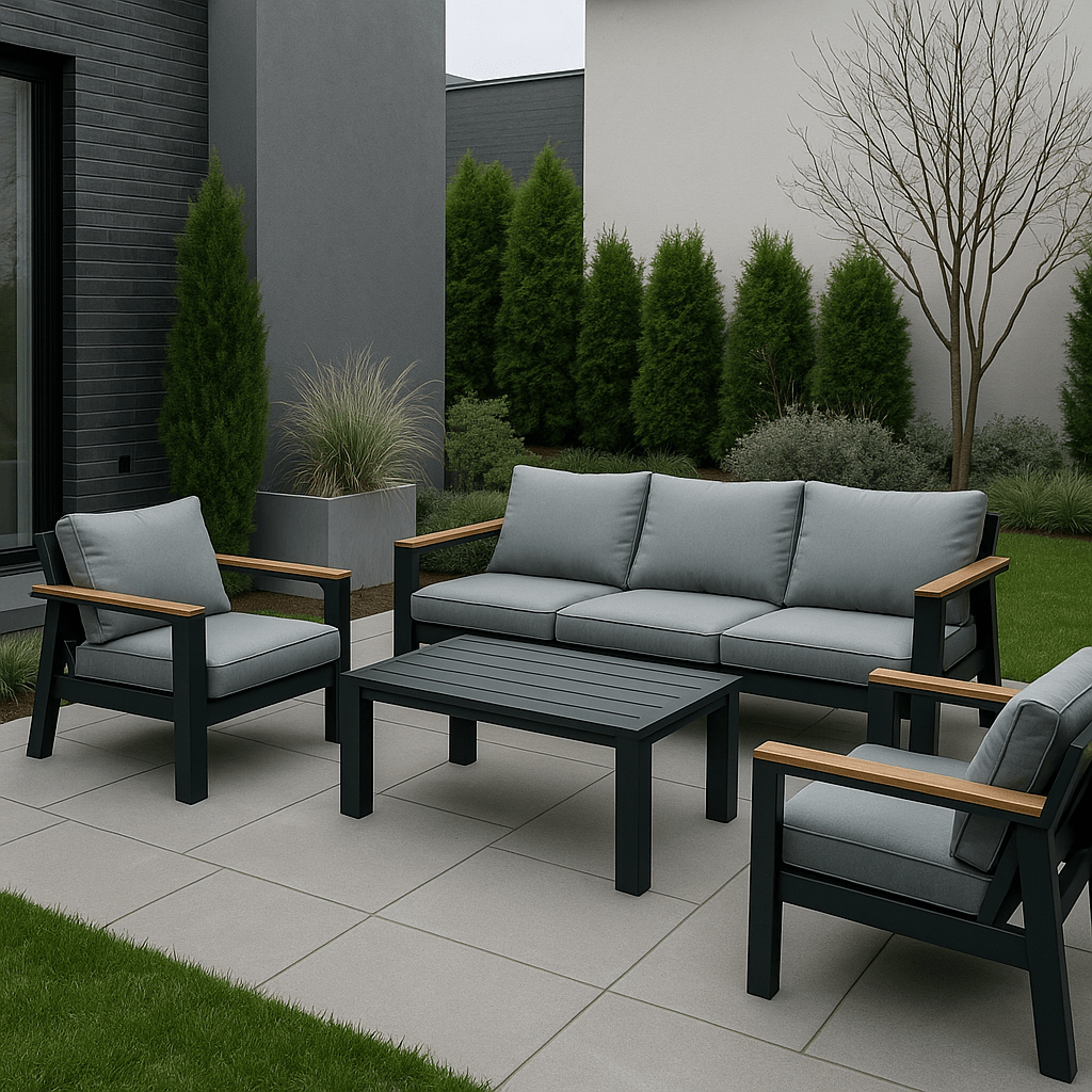 SET SALOTTO KRISTIAN CON DIVANO 3 POSTI, 2 POLTRONE E TAVOLO BASSO IN ALLUMINIO NERO CON BRACCIOLI EFFETTO LEGNO E CUSCINI GRIGI