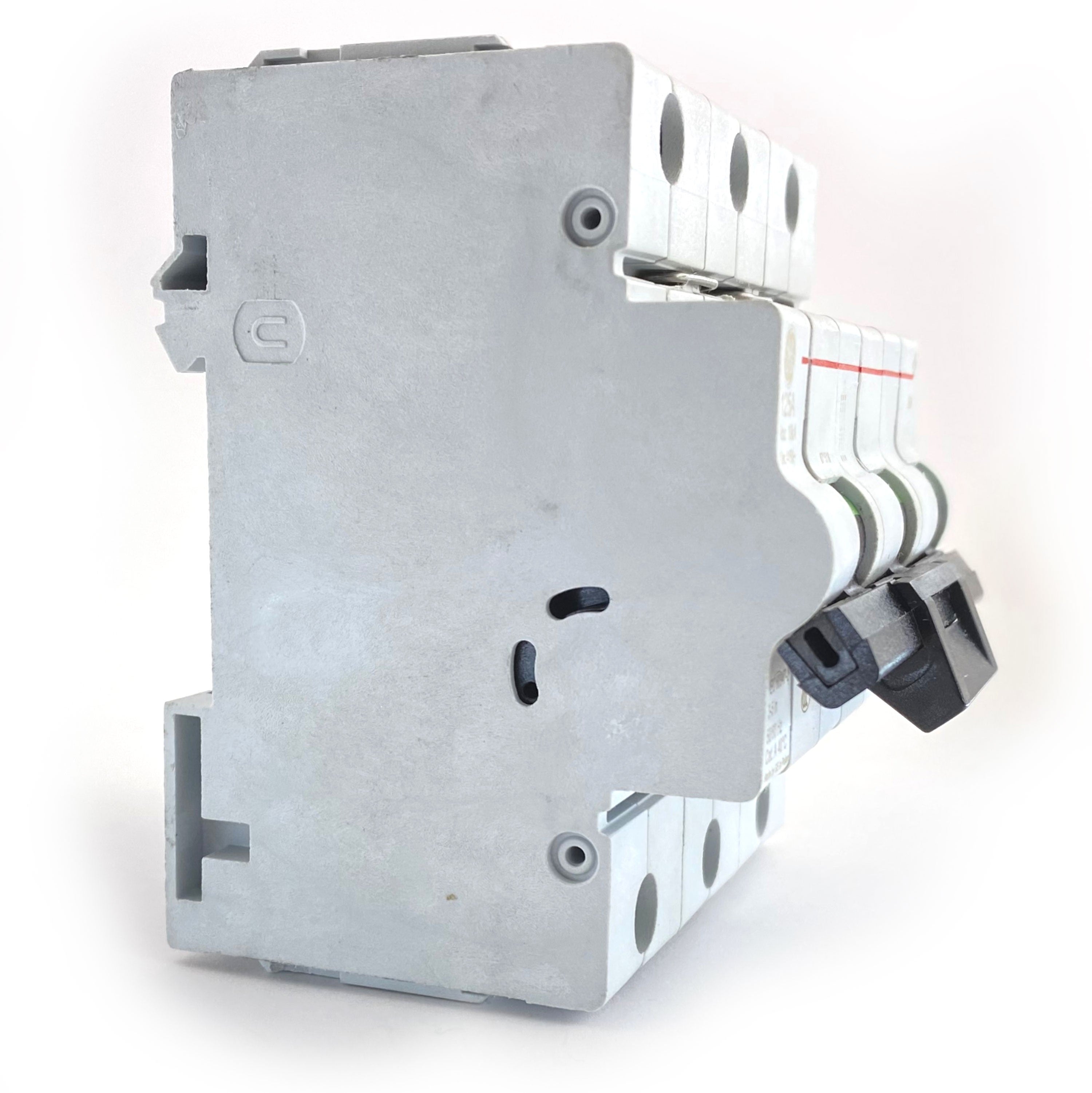 Interruttore magnetotermico 3P 4,5 moduli 125A curva B 10kA Ge power