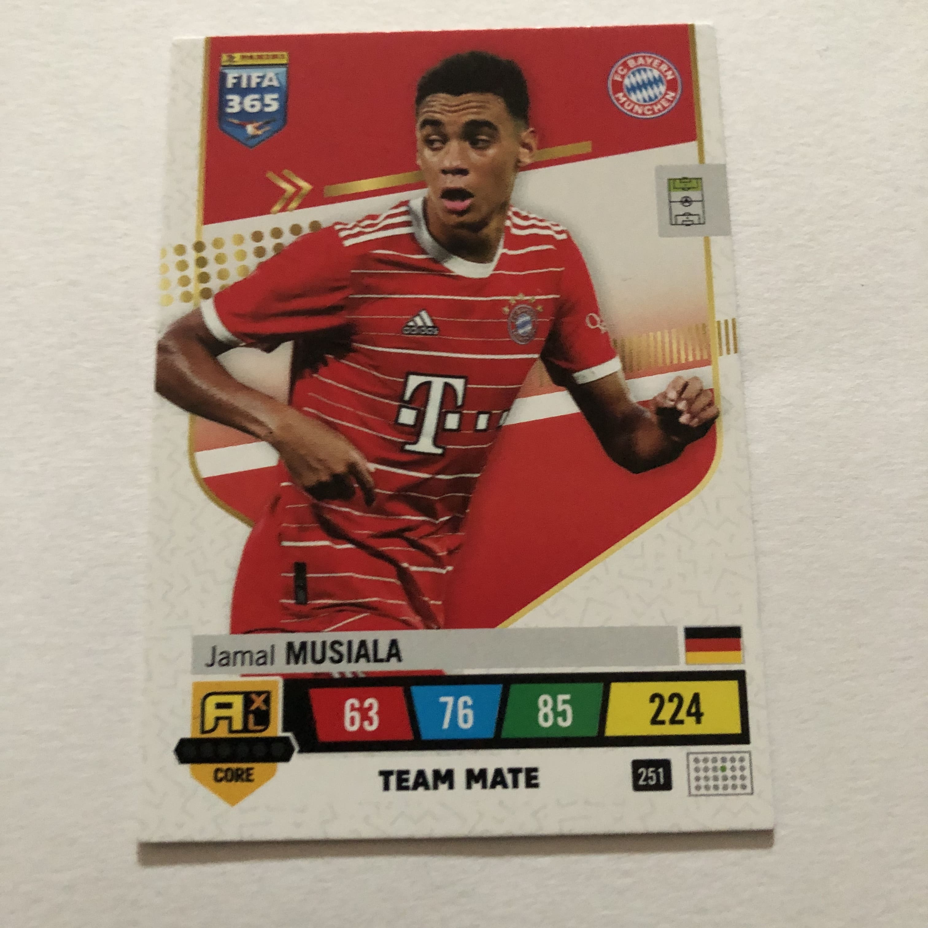 251.  Jamal Musiala Bayern München - Adrenalyn XL Fifa 365 2023