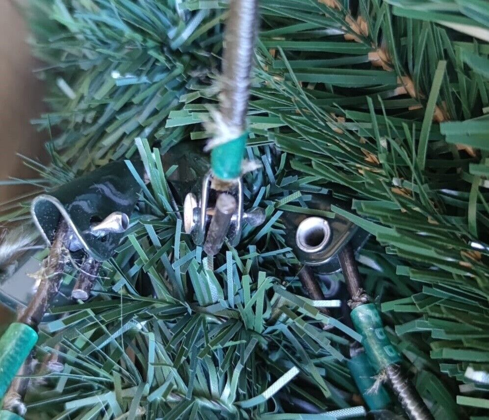 Albero di natale slim verde pino artificiale alto e stretto cm 230 folto pieno r